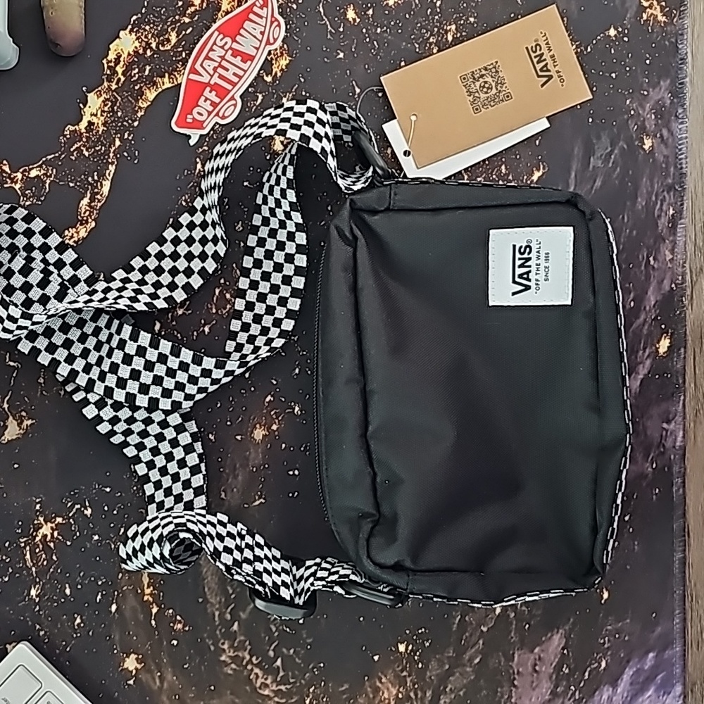 Vans all day crossbody bag